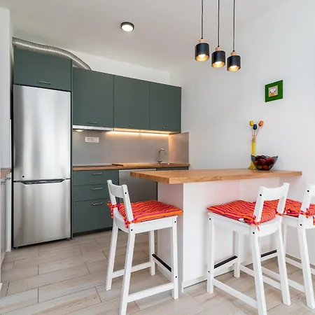 Apartment Mint