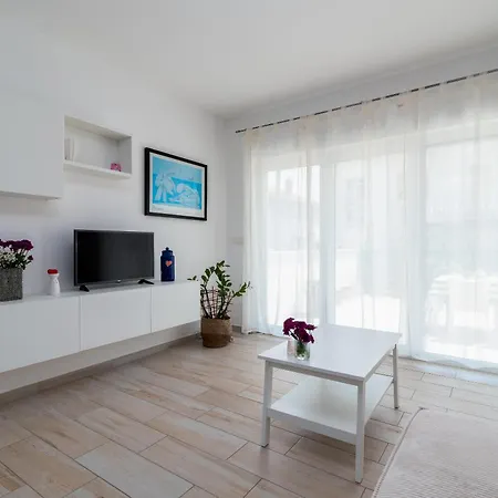 Mint Apartment *