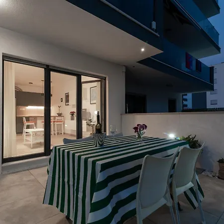 Apartment Mint